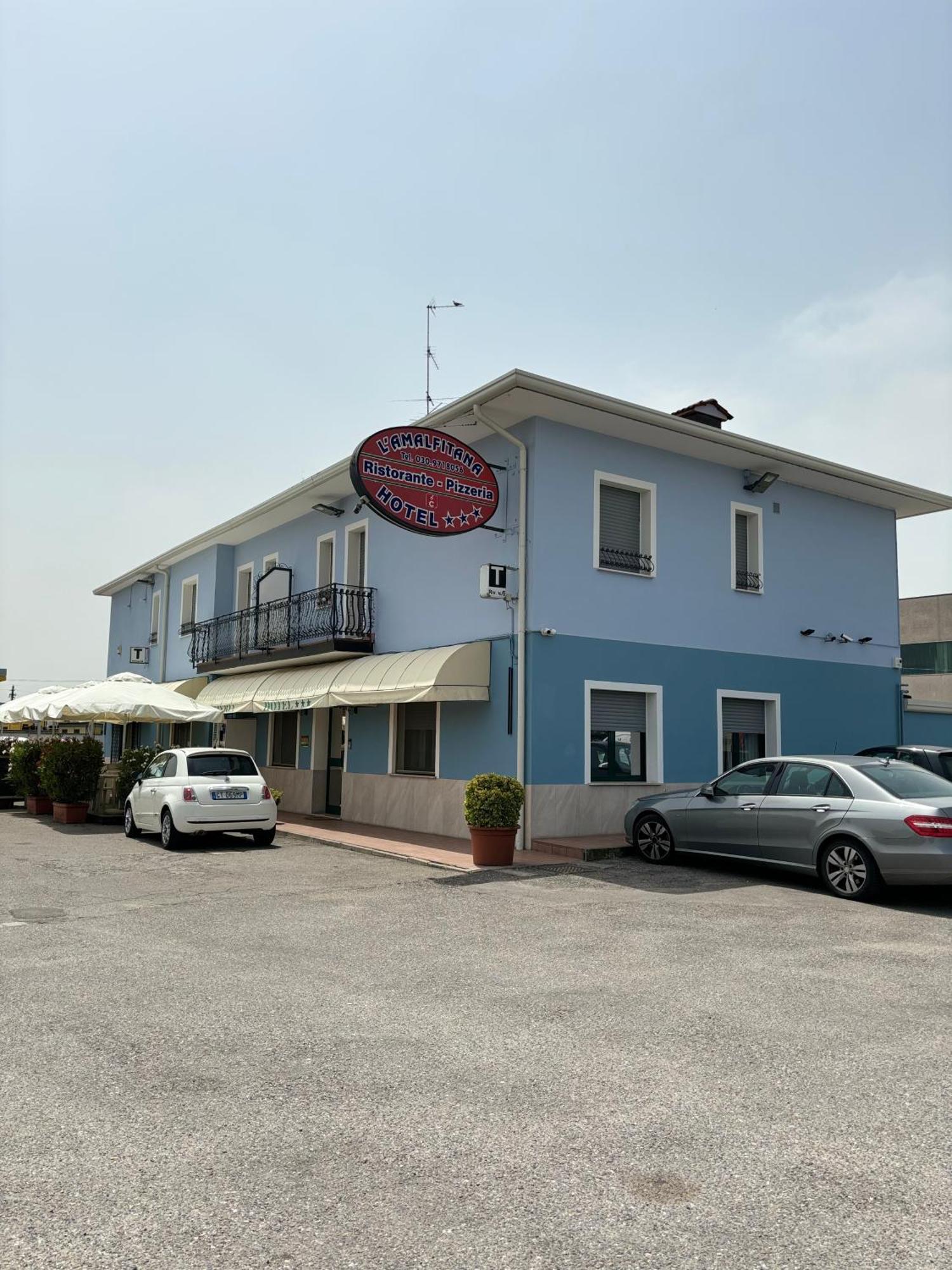 Dello Hotel Ristorante Amalfitana מראה חיצוני תמונה
