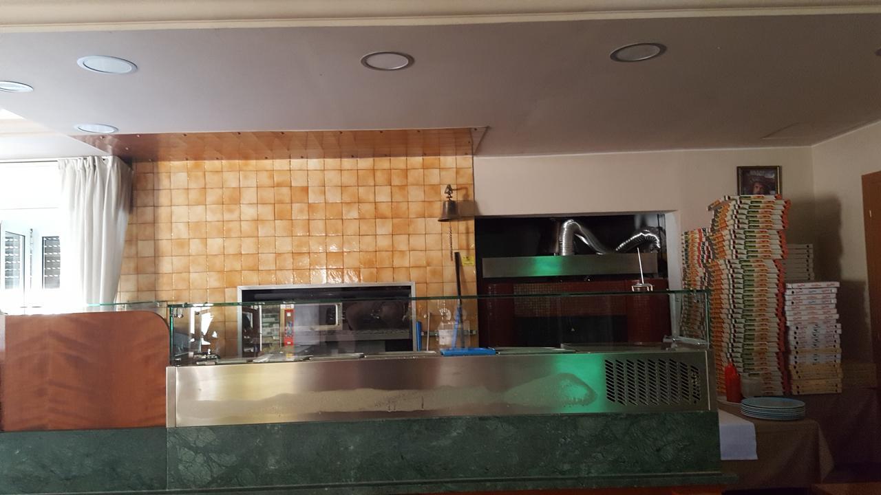Dello Hotel Ristorante Amalfitana מראה חיצוני תמונה