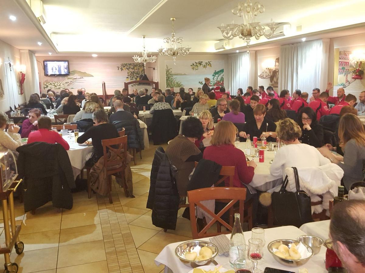 Dello Hotel Ristorante Amalfitana מראה חיצוני תמונה
